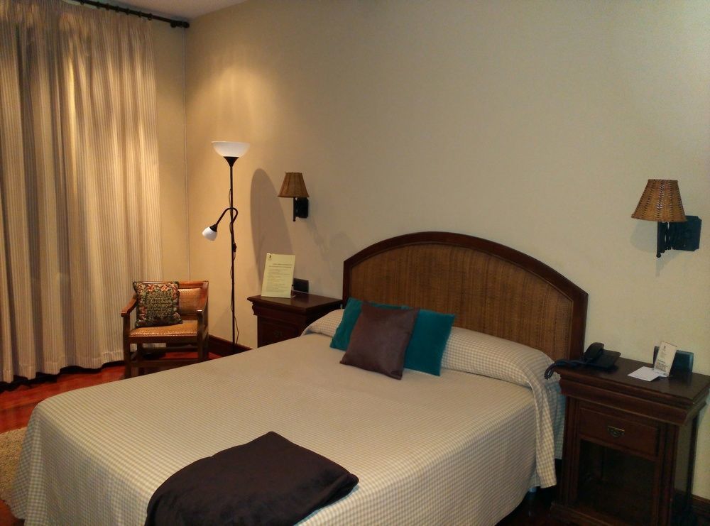 ホテル ルア ビラール サンティアゴ・デ・コンポステーラ エクステリア 写真